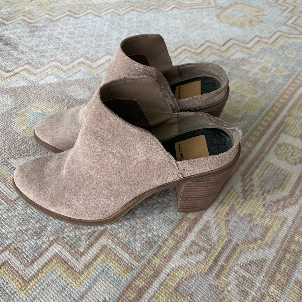 Dolce Vita Mules - Picture 4 of 6